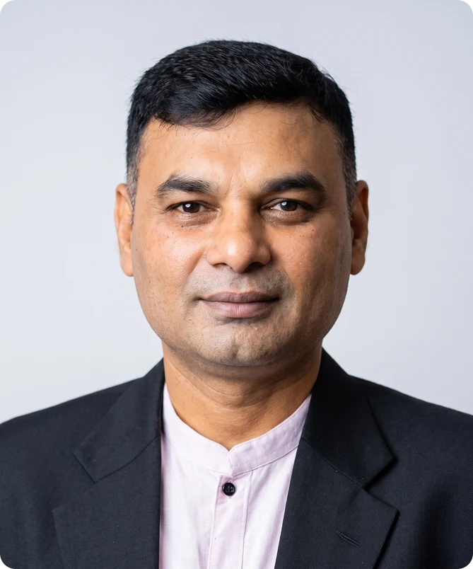 Dr. Kapil Rathi